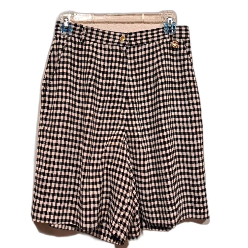 Logos high fashion dressy shorts, Korean brand, black white checkered, pockets S
